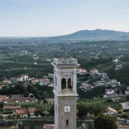 Δωμάτια σε οικογενειακή κατοικία A Casa Di Patty